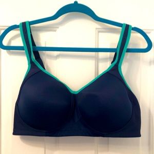 Vanity Fair 40C turquoise sports bra